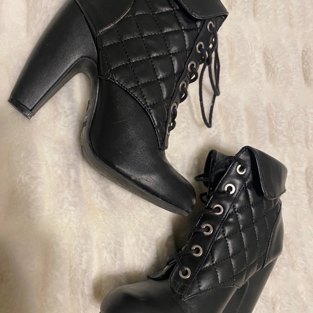 Like new boots and heels - Picture 3 of 3